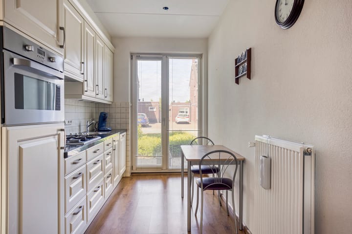 Photo 3 of Meester Caelersstraat 14