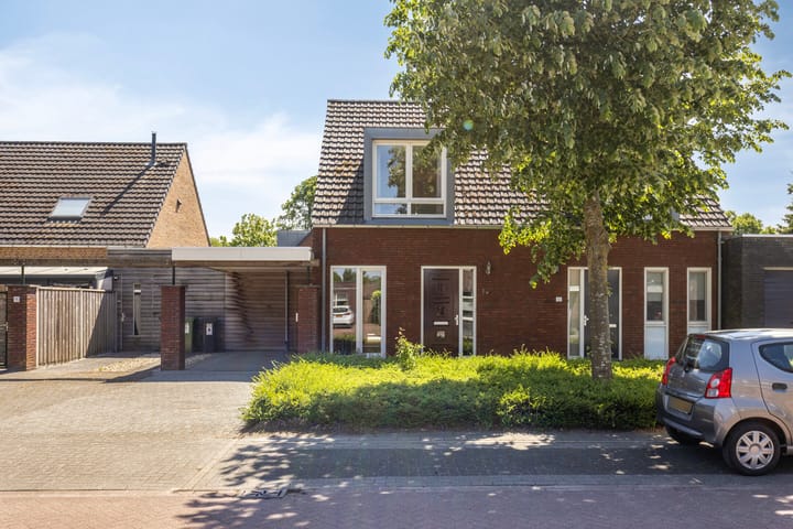 Photo 31 of Meester Caelersstraat 14