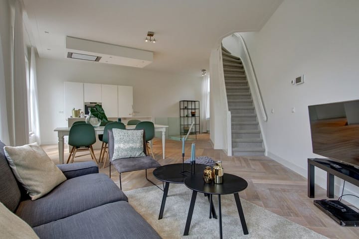 Photo 2 of Willemsparkweg 170-1