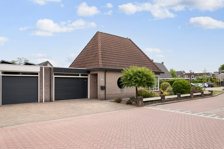 Photo 2 of Pastoor Bontestraat 18