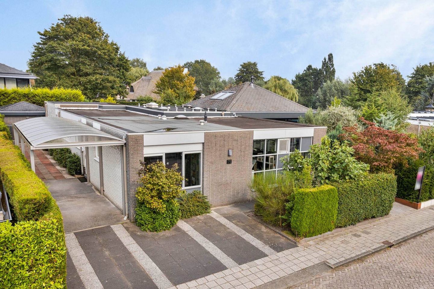 Foto 1 van Burgemeester Aalberslaan 175