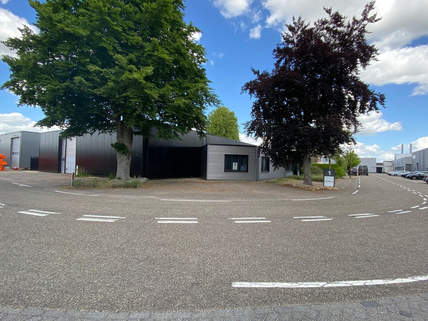 Bekijk foto 2 van Ruisvoorn 1