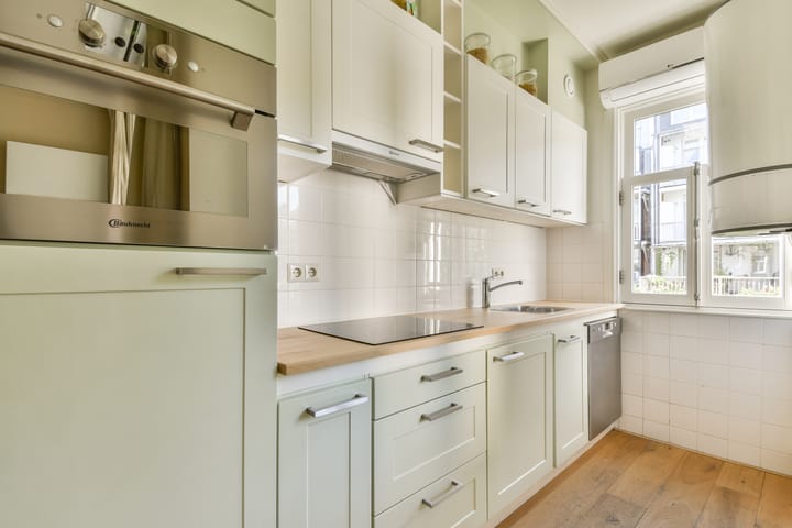 Photo 5 of Madurastraat 52-B