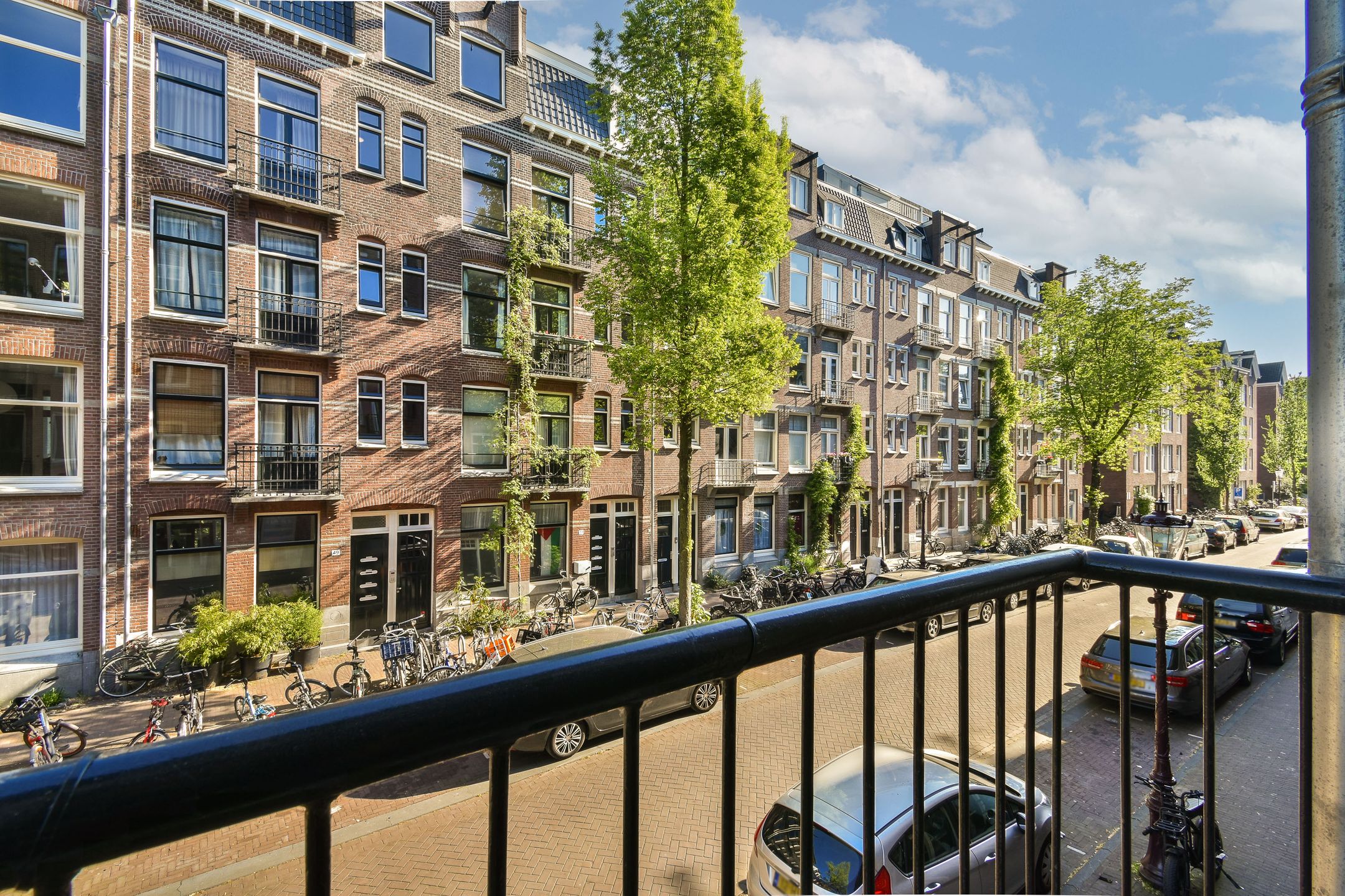 Photo 15 of Madurastraat 52-B