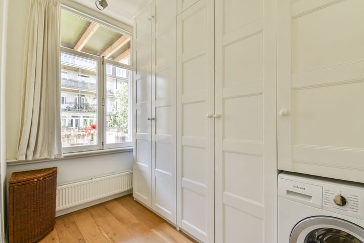 Photo 20 of Madurastraat 52-B