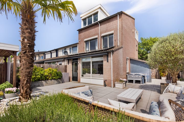 Foto 1 van Anna Blamanstraat 82