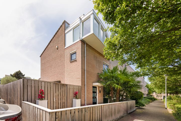 Foto 2 van Anna Blamanstraat 82