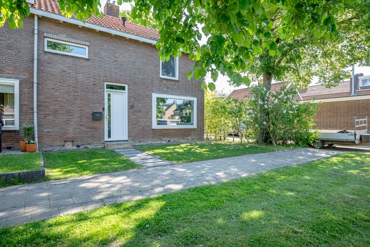 Foto 38 van Patrijzenstraat 27