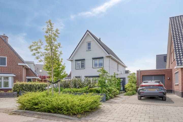 Foto 2 van Albert Aylerstraat 4