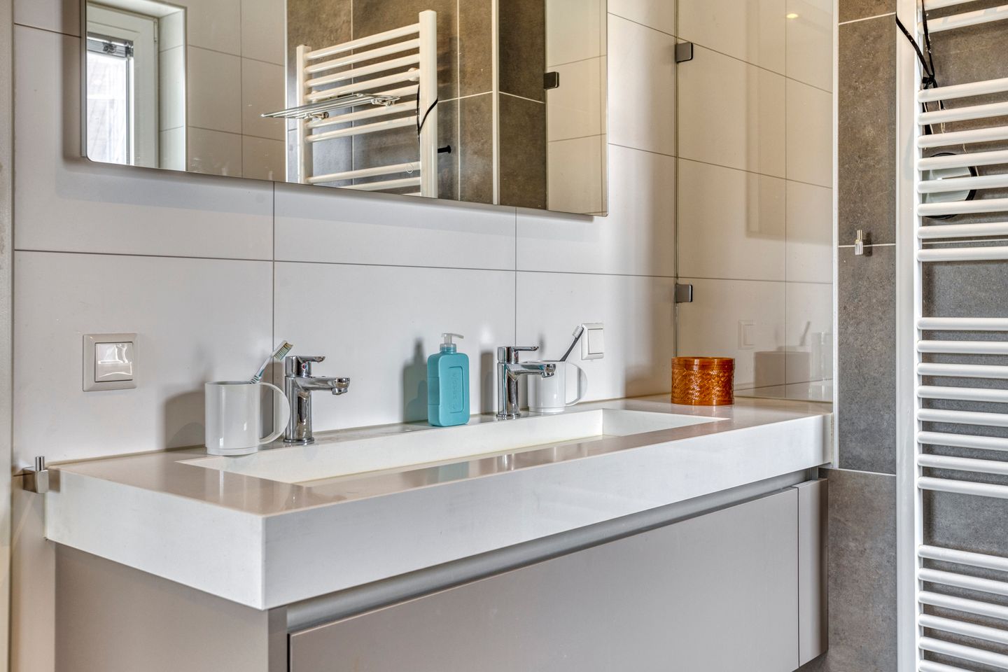 Photo 25 of Albert Aylerstraat 4