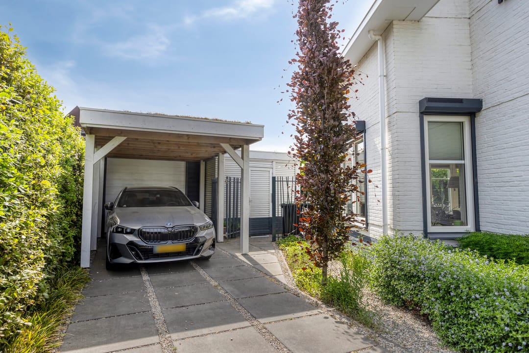 Photo 38 of Albert Aylerstraat 4