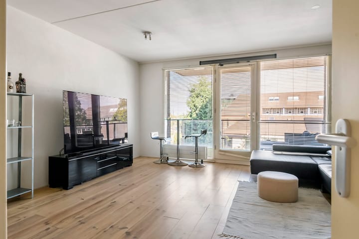 Foto 3 van Van Hoevestraat 49