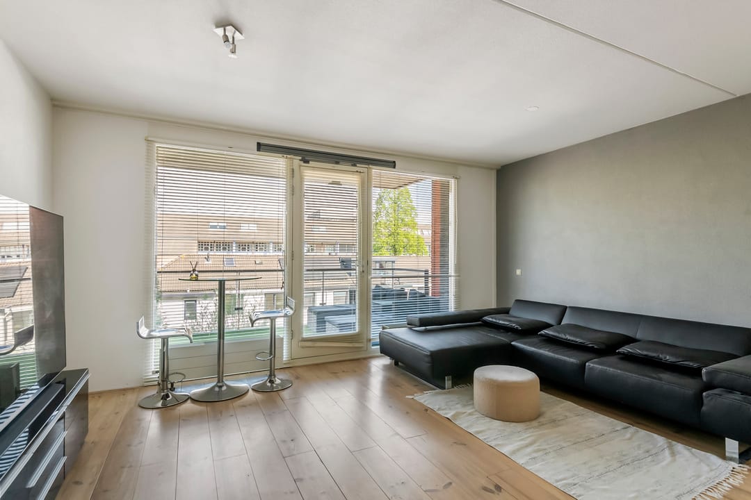 Photo 8 of Van Hoevestraat 49