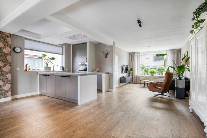 Foto 9 van Burgemeester Beststraat 18