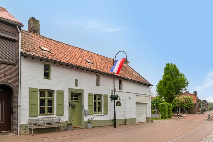 Photo 4 of Bosstraat 35