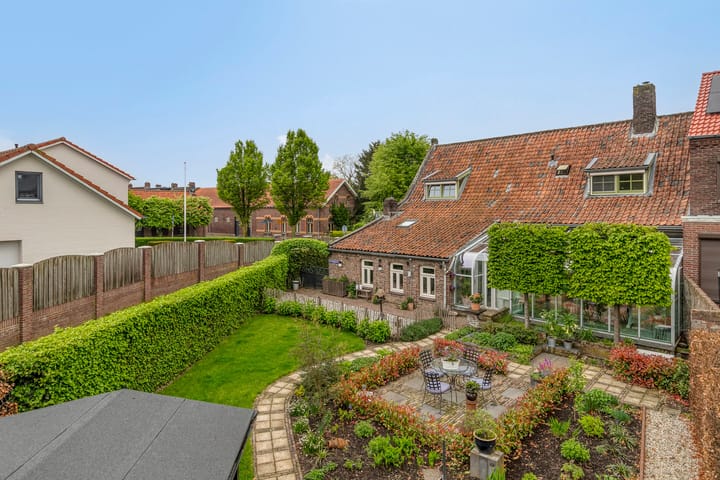 Photo 1 of Bosstraat 35