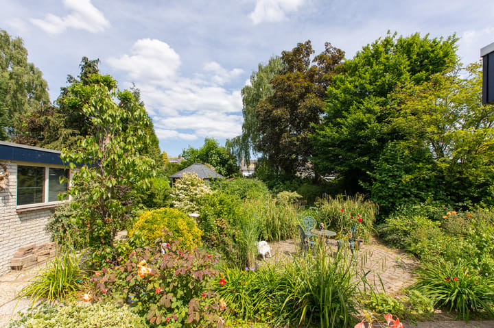 Foto 50 van Aalscholversingel 11