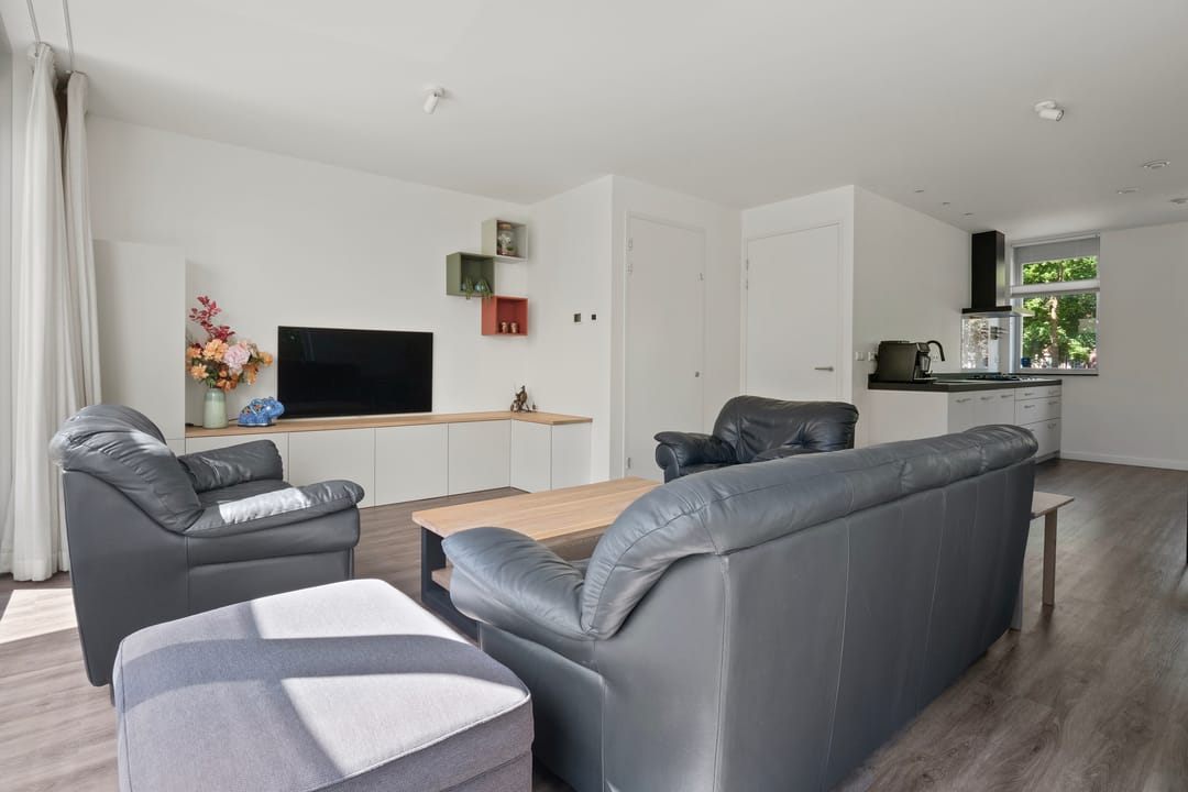 Foto 8 van Juliana van Stolberglaan 62