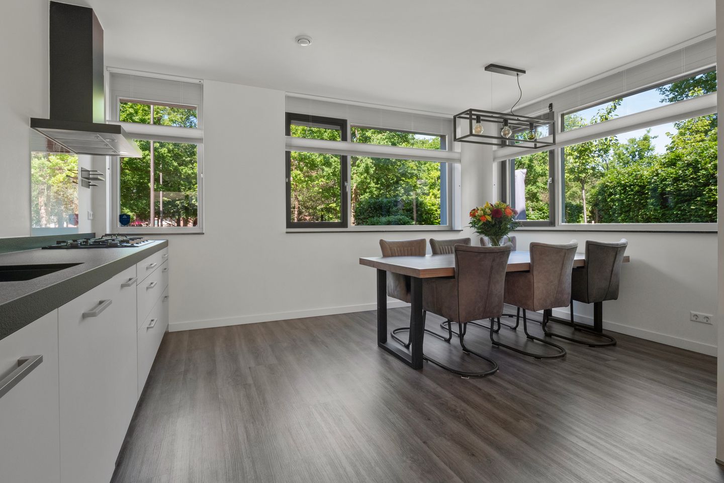 Foto 10 van Juliana van Stolberglaan 62