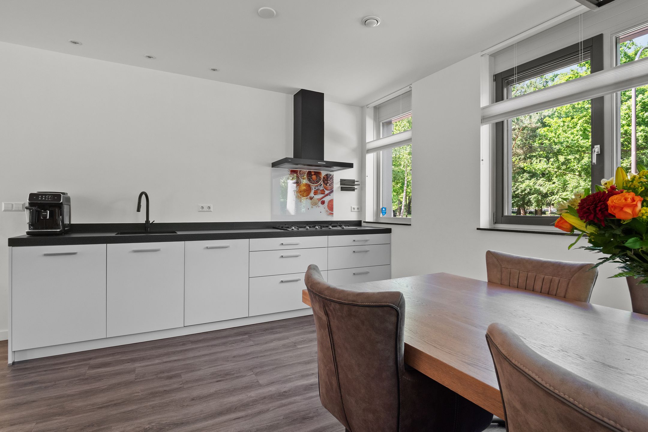 Foto 12 van Juliana van Stolberglaan 62