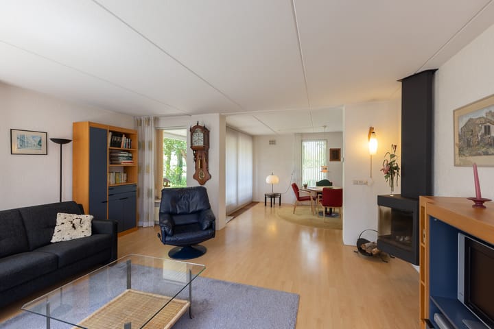 Foto 2 van Barmentloo 38-A