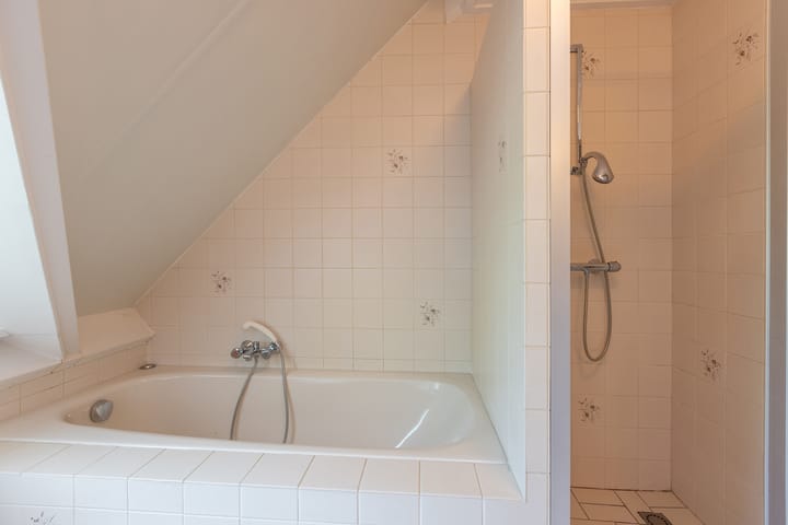 Foto 24 van Barmentloo 38-A