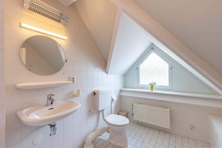 Foto 25 van Barmentloo 38-A