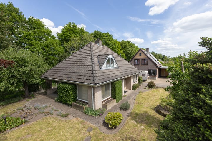 Foto 30 van Barmentloo 38-A