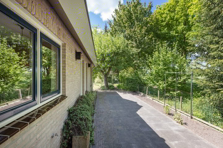 Foto 32 van Barmentloo 38-A