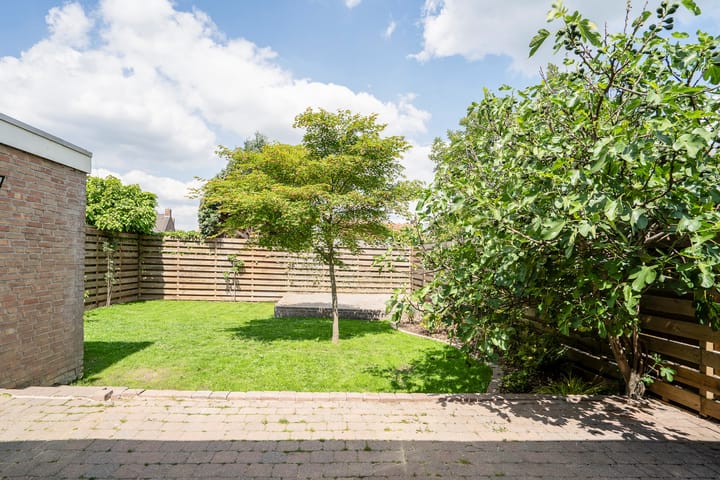 Foto 16 van Bernhardstraat 20