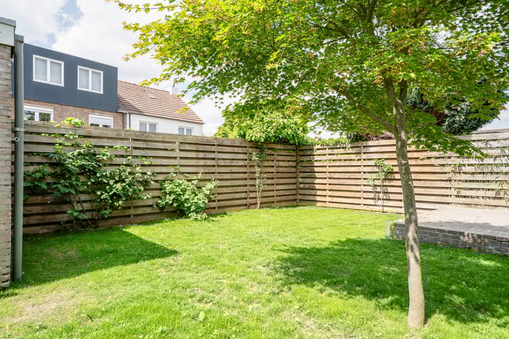 Foto 20 van Bernhardstraat 20