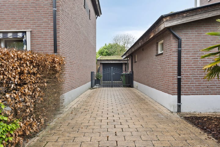 Foto 10 van Elisabeth van den Boschlaan 20