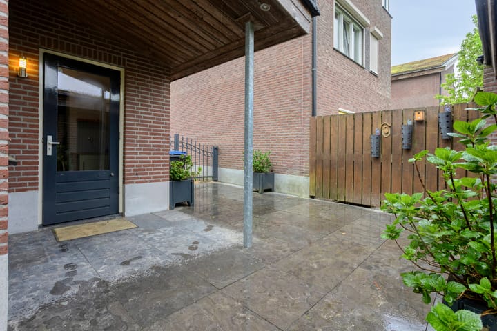 Foto 32 van Elisabeth van den Boschlaan 20