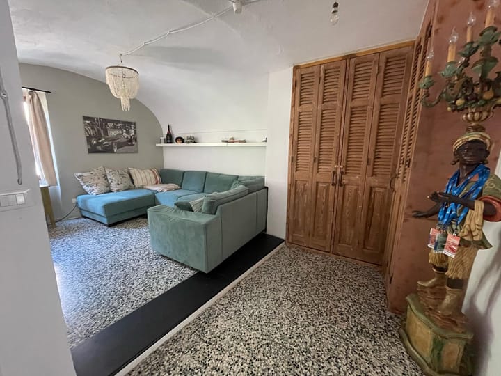 Photo 15 of Via Repubblica 8