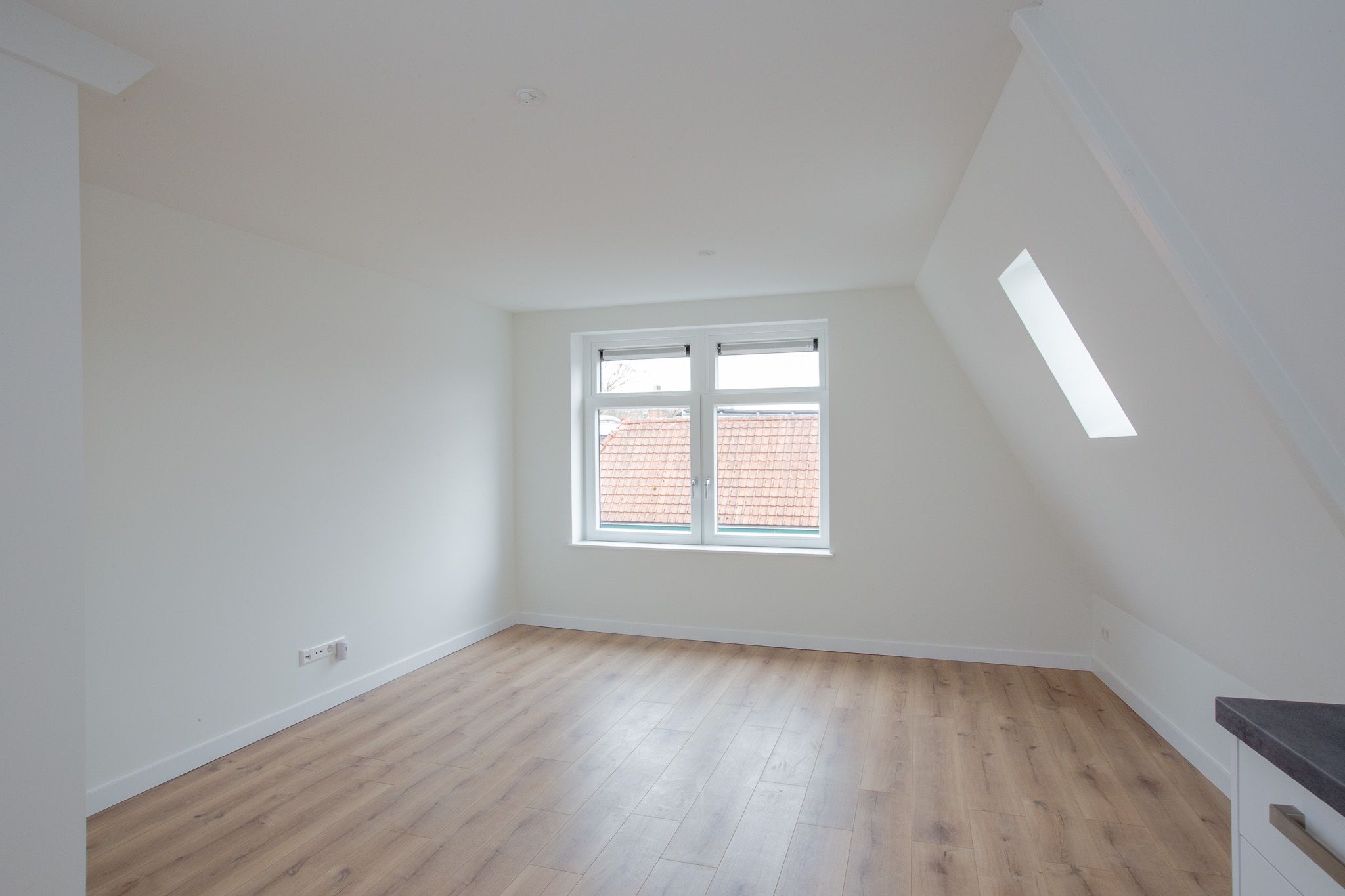 Photo 3 of Philips Willemstraat 12-D