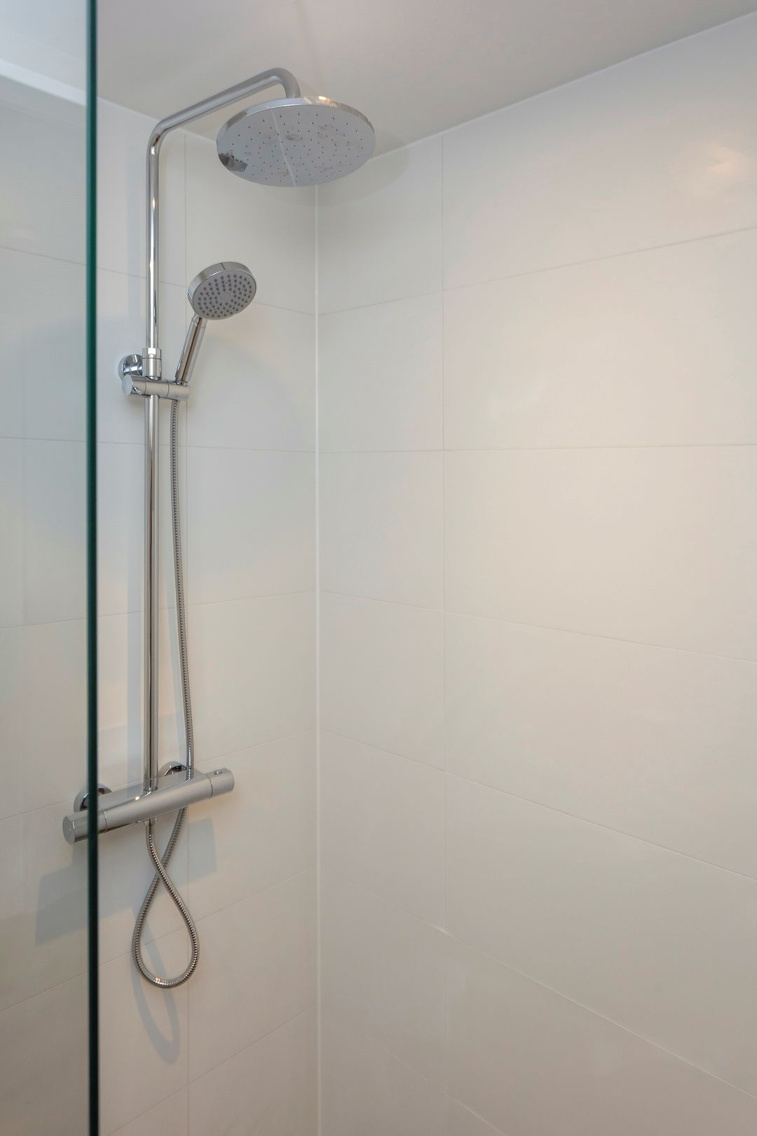 Photo 11 of Philips Willemstraat 12-D