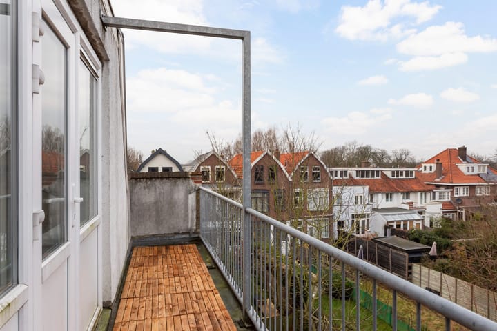 Photo 13 of Philips Willemstraat 12-D