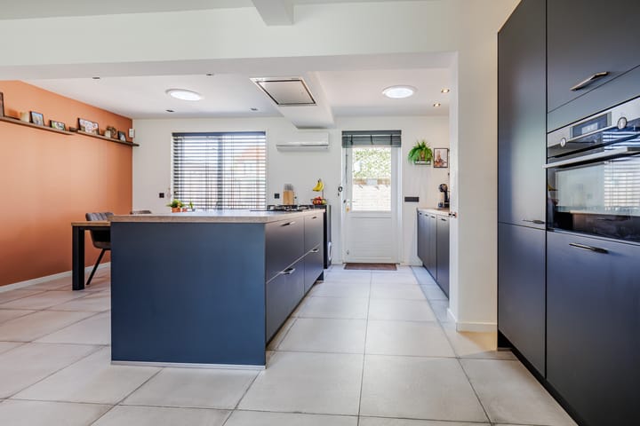 Foto 3 van Van Vollenhovenstraat 5