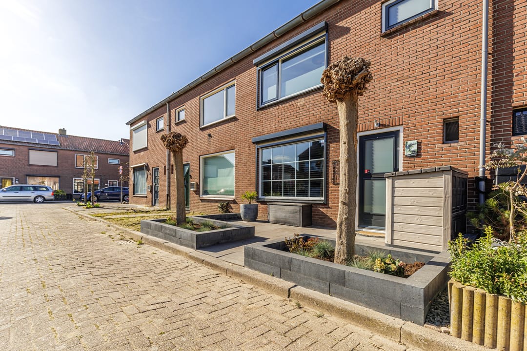 Foto 31 van Van Vollenhovenstraat 5