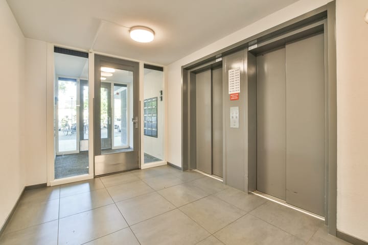 Foto 19 van Rosa Spierlaan 206