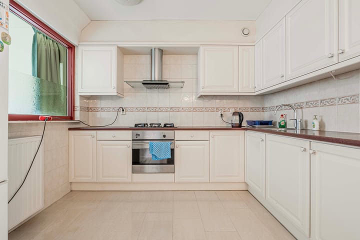 Photo 9 of Laathof 11