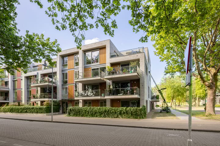 Foto 48 van Hugo de Grootstraat 91