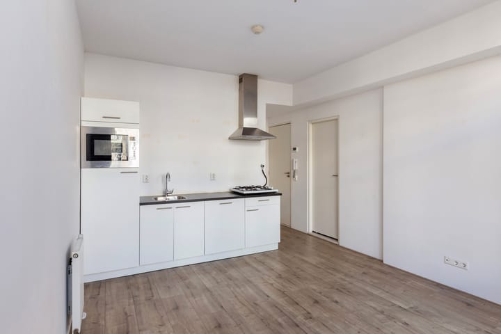 Foto 4 van Schiedamseweg 121-A01A