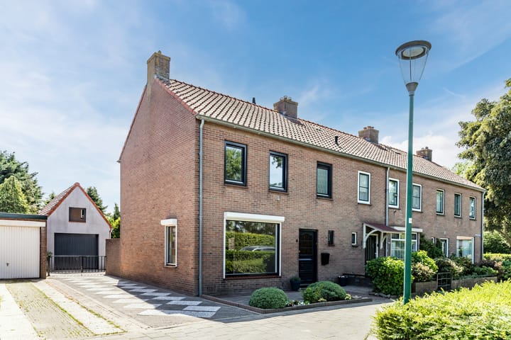 Foto 1 van Margrietstraat 6