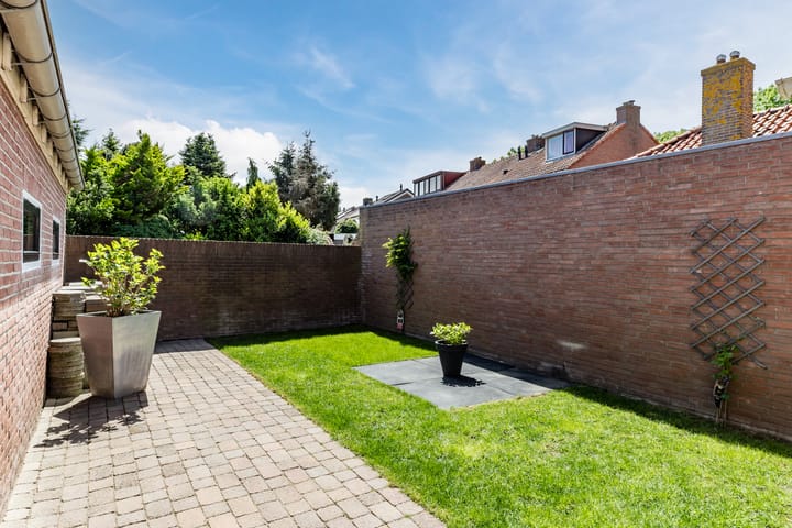 Foto 35 van Margrietstraat 6