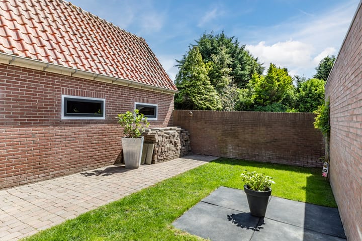 Foto 36 van Margrietstraat 6