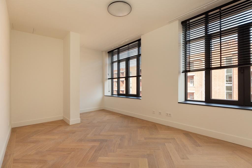 Photo 21 of Van Stolkweg 14-B5