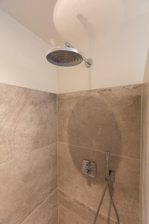 Photo 29 of Van Stolkweg 14-B5