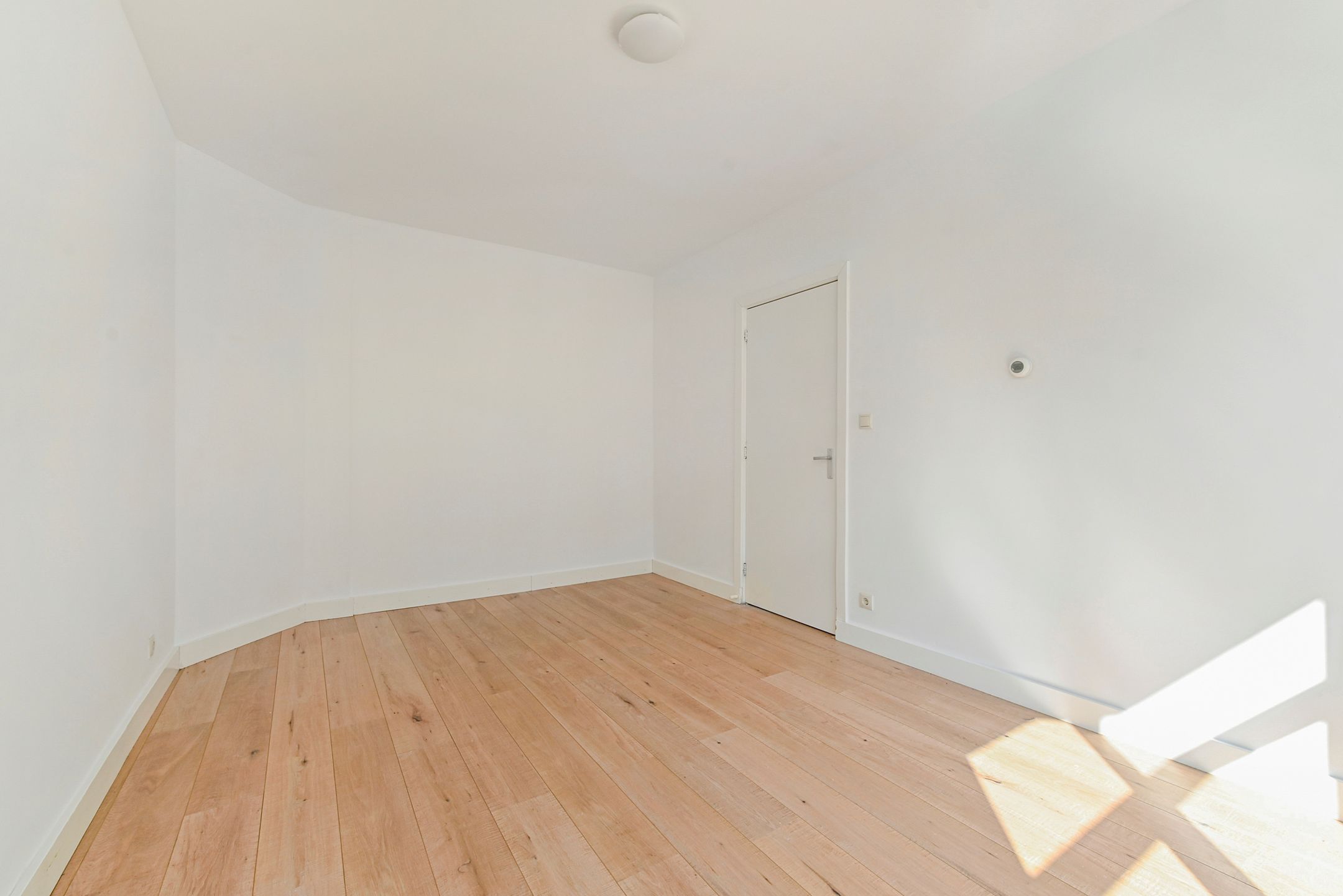 Foto 15 van Van Zeggelenlaan 303