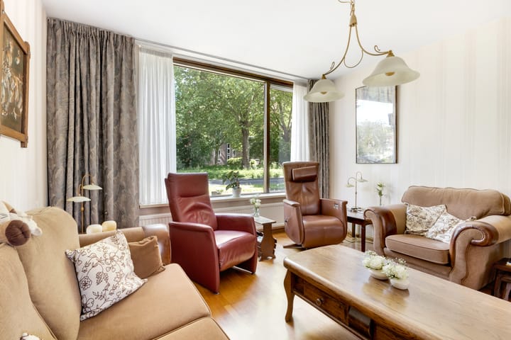 Foto 16 van Planetenbaan 13